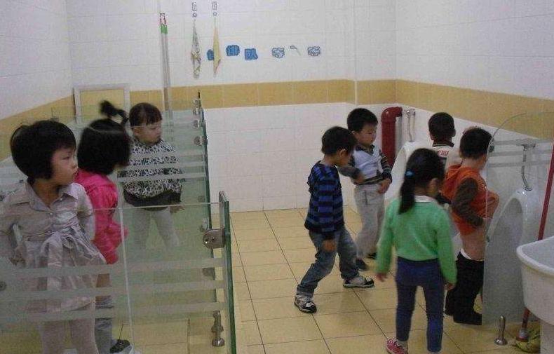 孩子在学校不敢拉屎怎么办,孩子不喜欢在学校大便