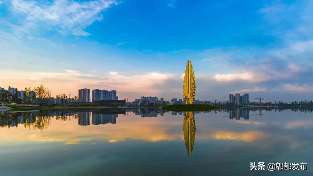 菁蓉湖荧光夜跑,郫县菁蓉湖公园夜跑