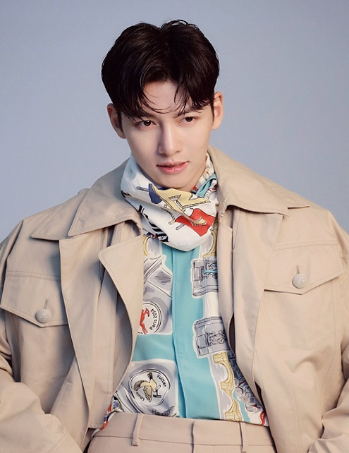 池昌旭时装周,池昌旭黑夹克