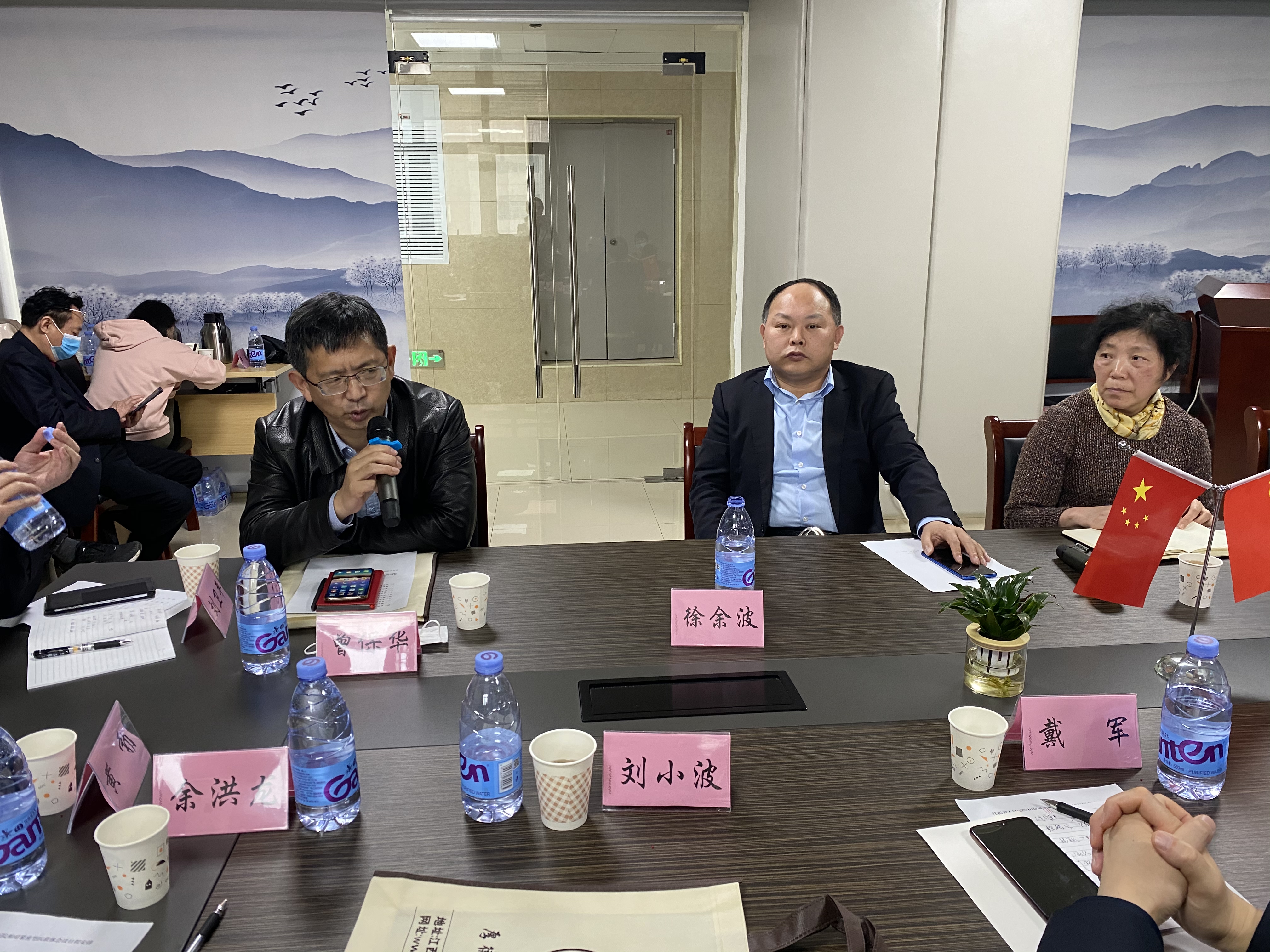 推动优质医疗资源扩容和均衡布局,优质医疗资源下沉更精准更有效