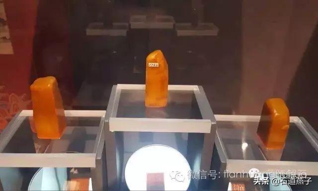 天价田黄石拍出史上最贵价格,田黄石每克3万真假田黄