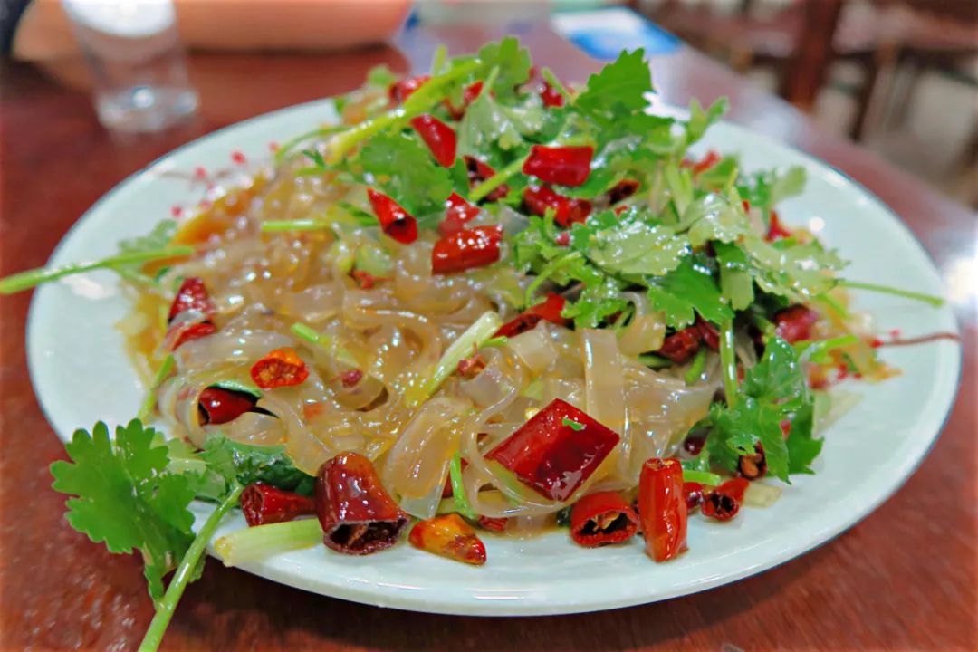 学生时代勾你馋虫的街边店,你和它上一次见面隔了几年?