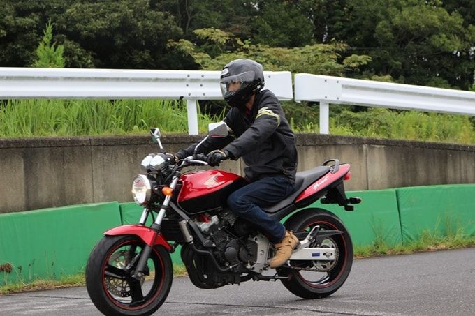 绝版250cc四缸摩托车!HORNET250/BALIUSII