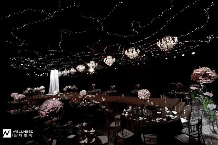 一场神秘浪漫的星空婚礼主题,一场蓝色的梦幻星空主题婚礼