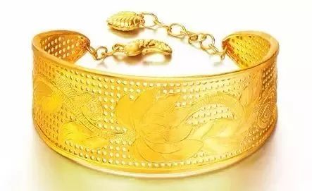 送黄金首饰含义是什么寓意,送金饰有什么寓意