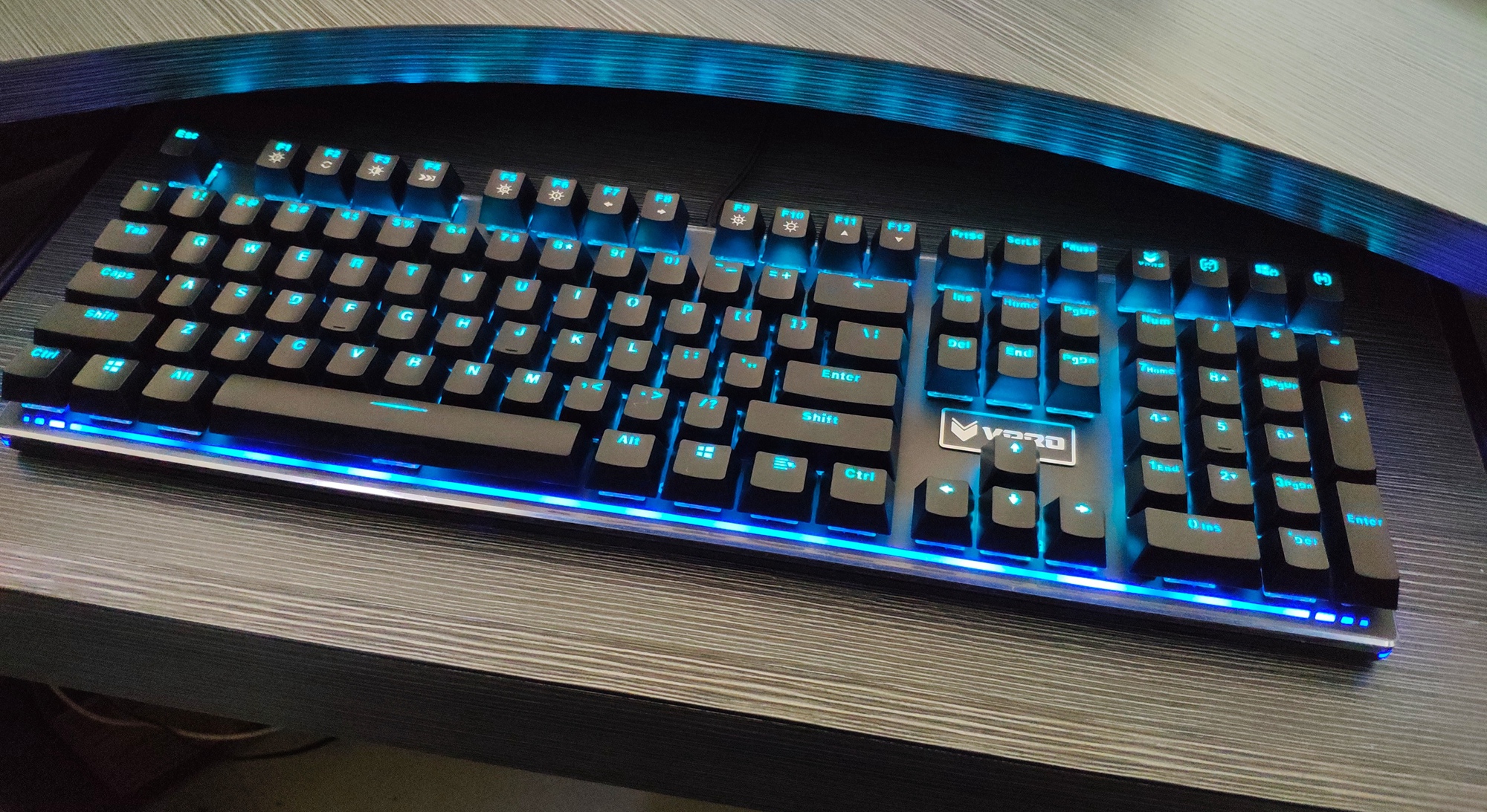 入门级机械键盘选雷柏还是达尔优,入门级机械键盘推荐