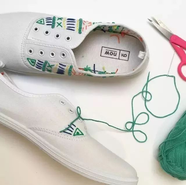 小白鞋怎么改好看,小白鞋变颜色教程