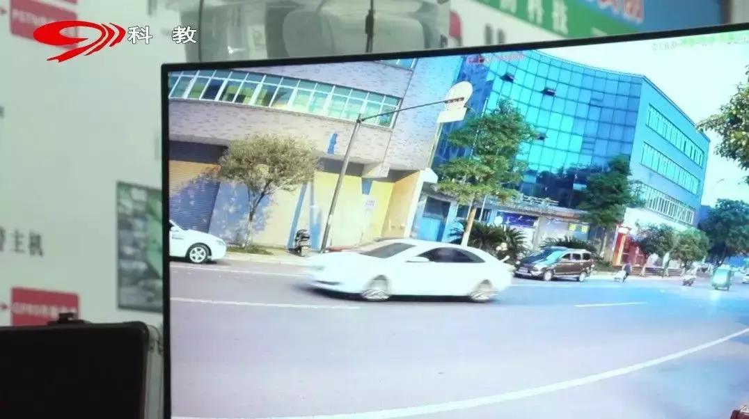 无线监控摄像头真的好用吗,记者亲测测温仪