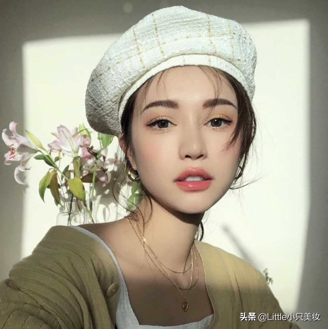 小只试色丨甜到掉渣的早春水果唇，这几支唇膏就能给你！