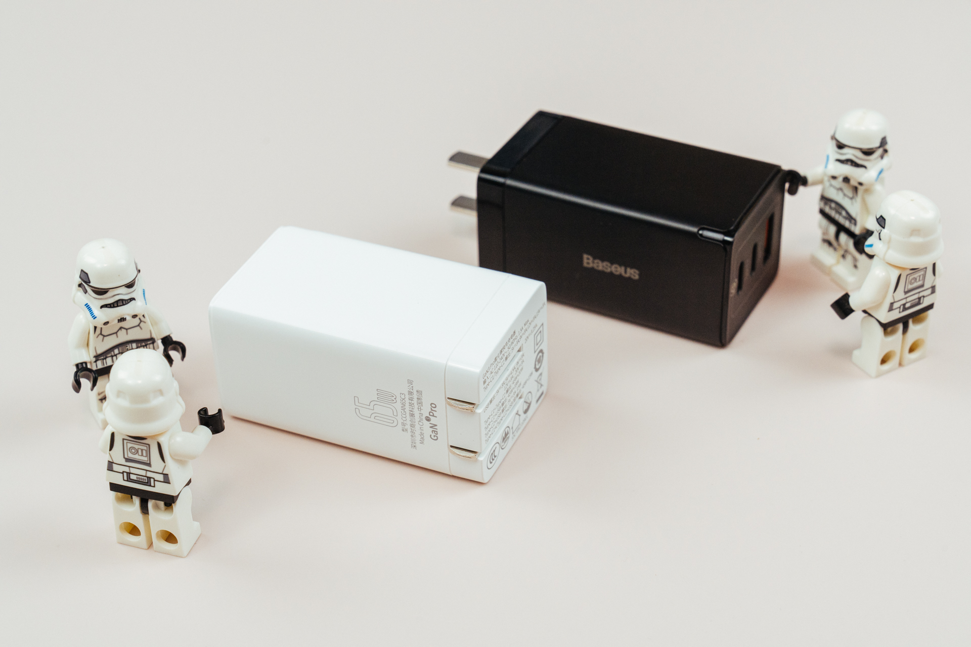 iphone1335w快充测评,iphone13充电头倍思评测