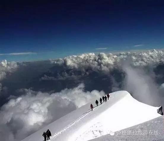 香格里拉除了景点还有好玩的地方,丽江去香格里拉路途中有什么景点