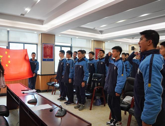 长郡高中清华北大人数,最牛高考班长郡中学