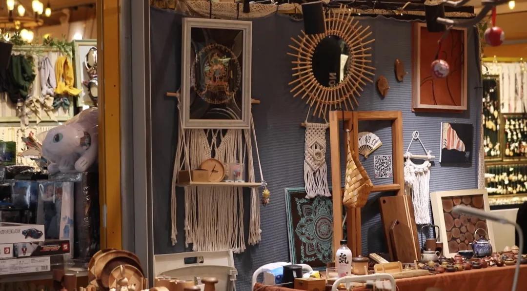 北京五棵松华熙live最全逛街攻略来了！推荐给你最棒的吃喝玩乐