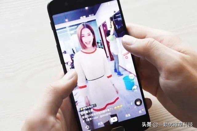 “刷视频就能赚钱”每月免费收益500元又一场割本金的残酷游戏