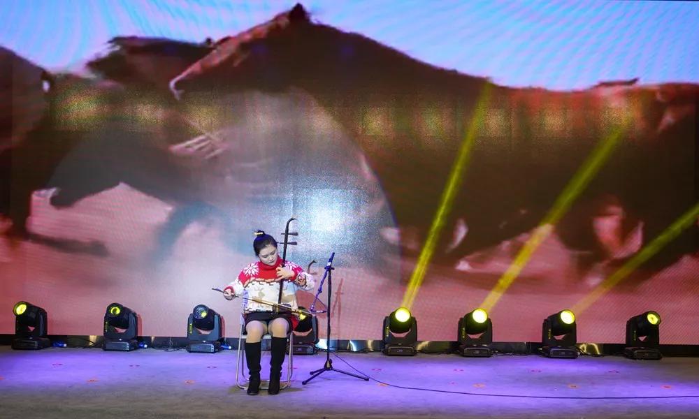 喜迎新年欢聚一堂共团圆,同心同行共创未来新春联欢会