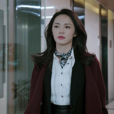 通勤怎么穿才好看,春季通勤怎么穿气质出众呢