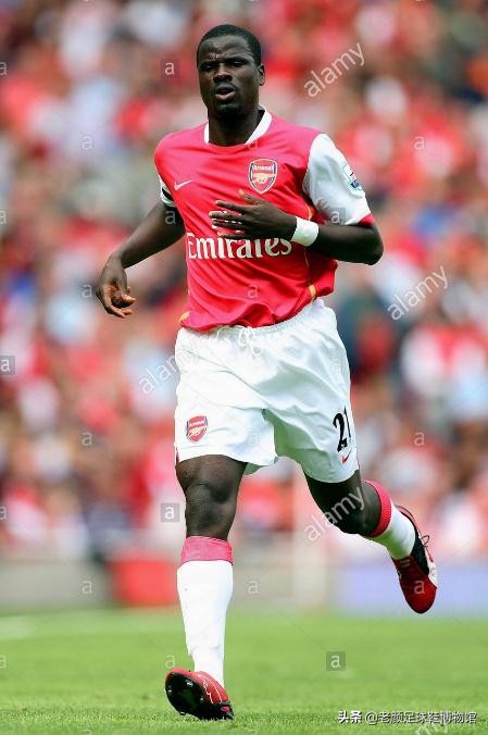 曾经风靡98世界杯的彩色pumaking，如今低调变身成贝莱林小黑鞋