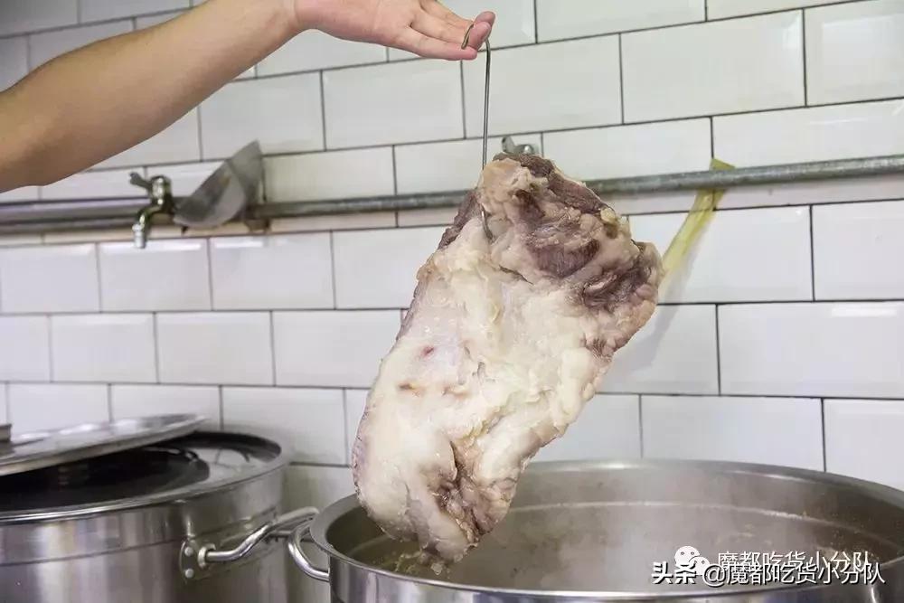 在上海东北人吃什么,上海人在广东吃美食