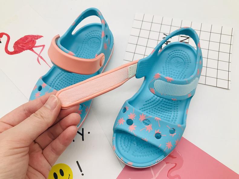 卡骆驰的凉鞋为什么那么贵,卡骆驰的网布凉鞋质量怎么样