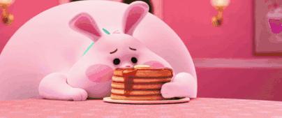 他和未婚妻处了5年，背地里居然买了14个橡胶娃娃！