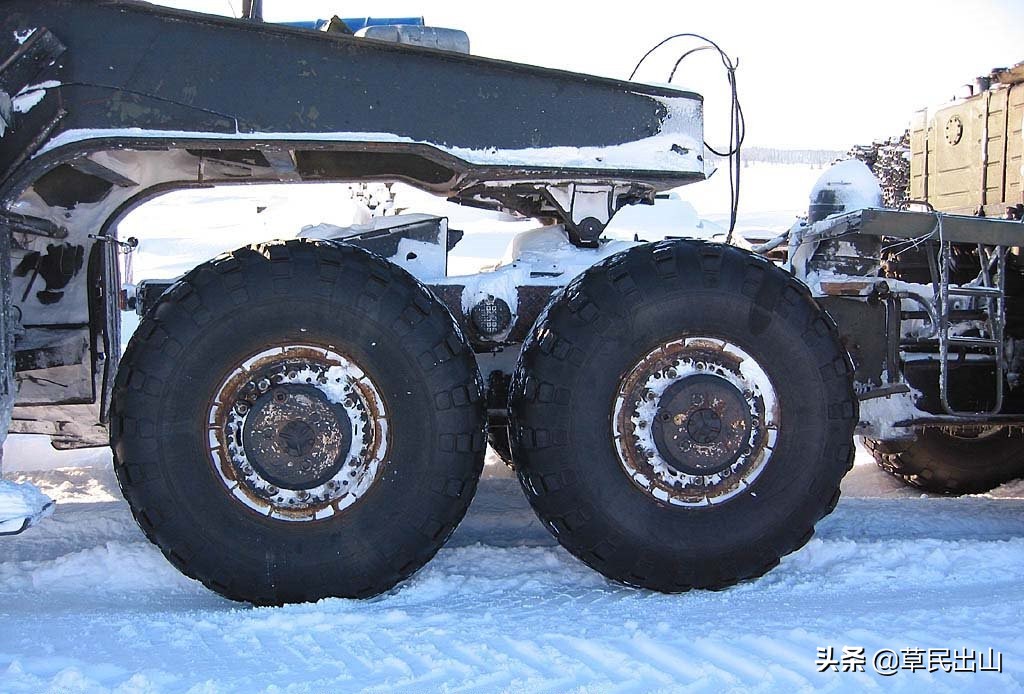 寻找男人的世界——再次追忆红色帝国的*力暴**美学之六