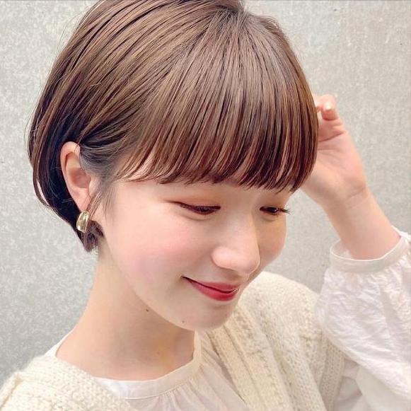 早上起来头发翘了怎么办,睡醒头发蓬松小技巧