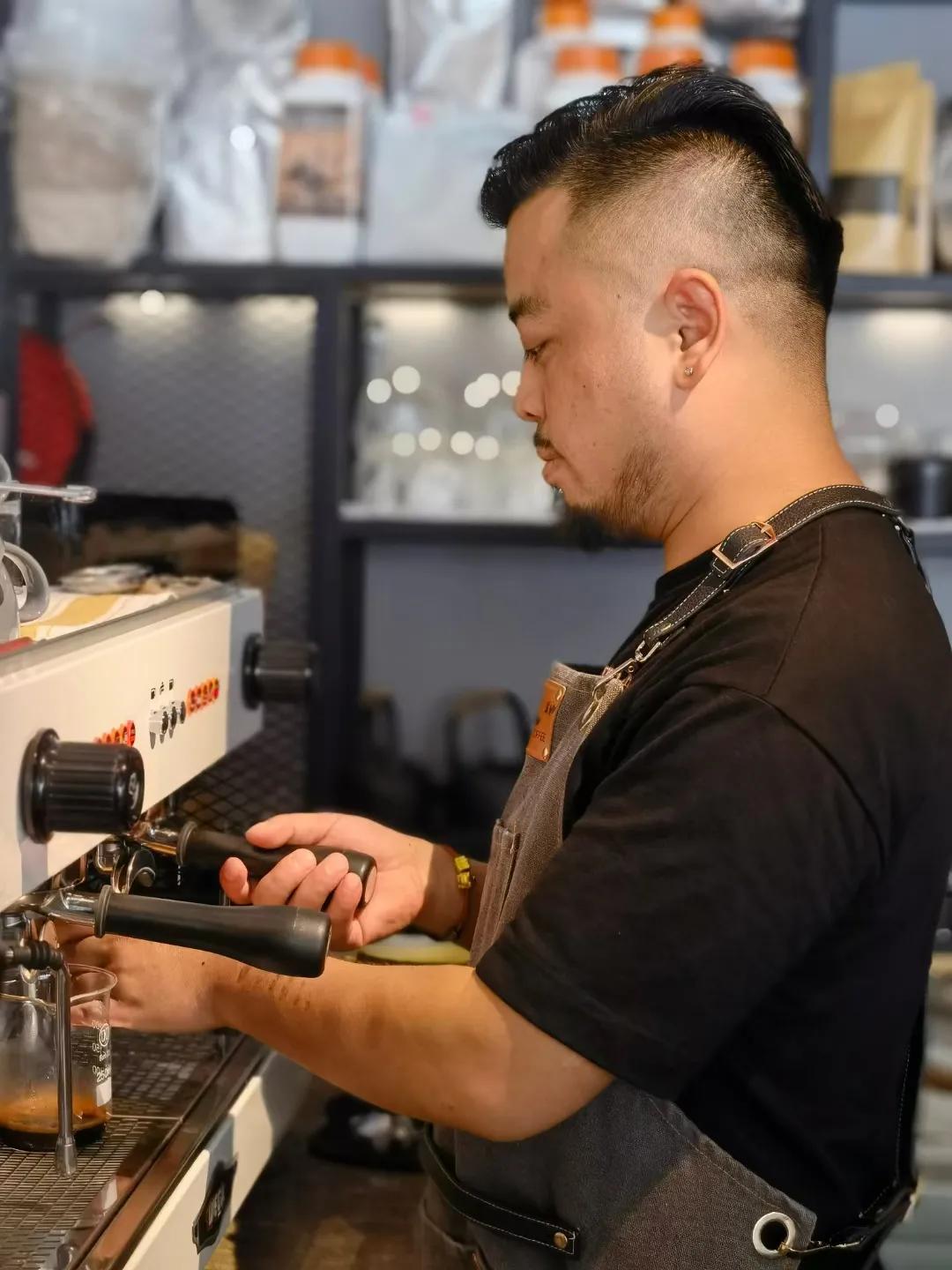 设计路上继续前行,设计永远服从于功能