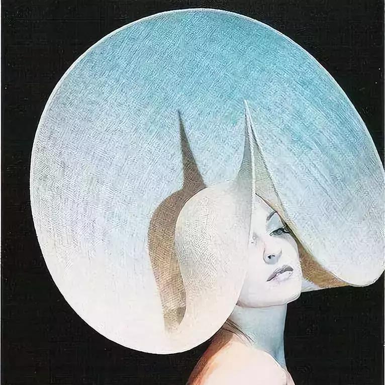 秋冬也不忘凹造型 (冬季凹造型必备)