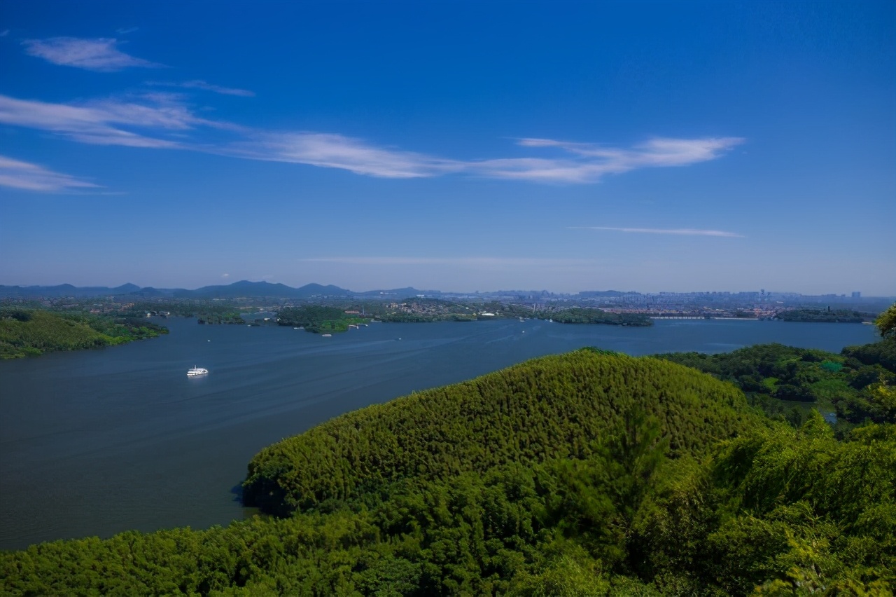 天目湖御水温泉户外泡池,峡谷深处的纯天然户外生态温泉