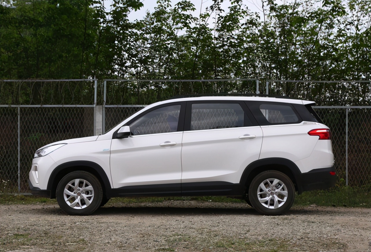 宏光s32022款7座优点,五菱宏光s3舒适型国六