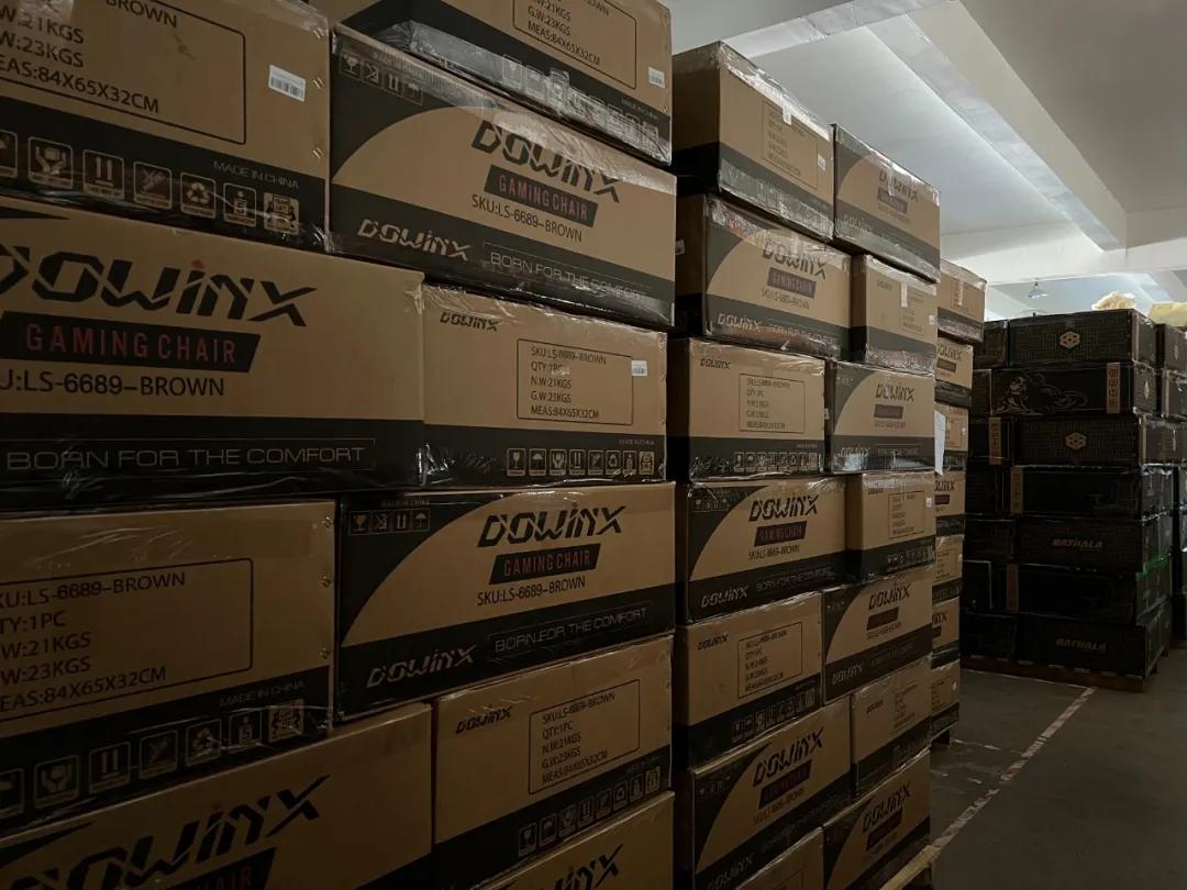 疯狂的椅子游戏的价值,浮夸的电竞椅