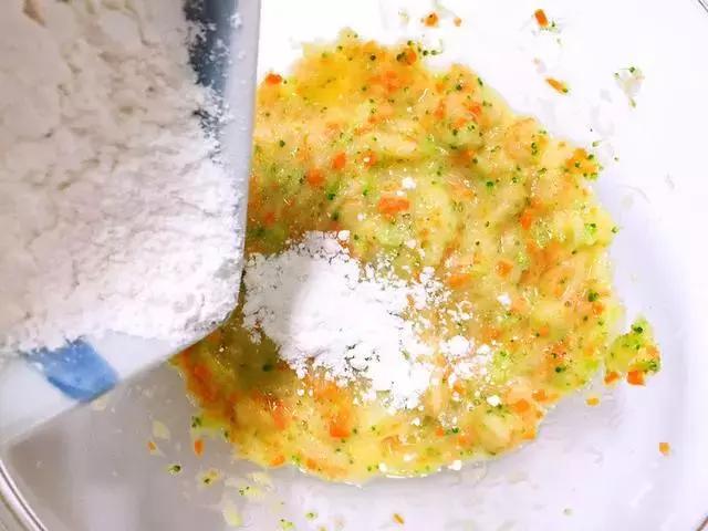 胡萝卜鳕鱼蒸糕宝宝辅食不加鸡蛋,鳕鱼蒸时蔬的配方