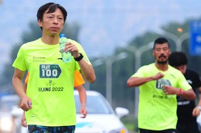 人生最好的改变从坚持跑步开始,人生最美丽的改变是从跑步开始