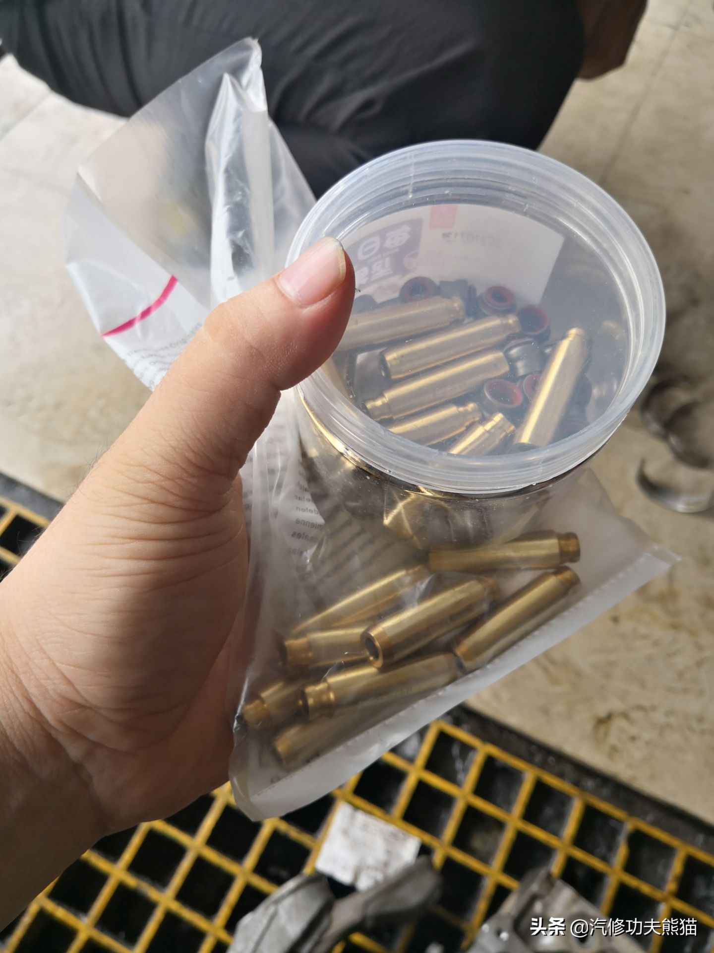 大众cc烧机油一般问题出现在哪里 (大众cc烧机油是什么表现)