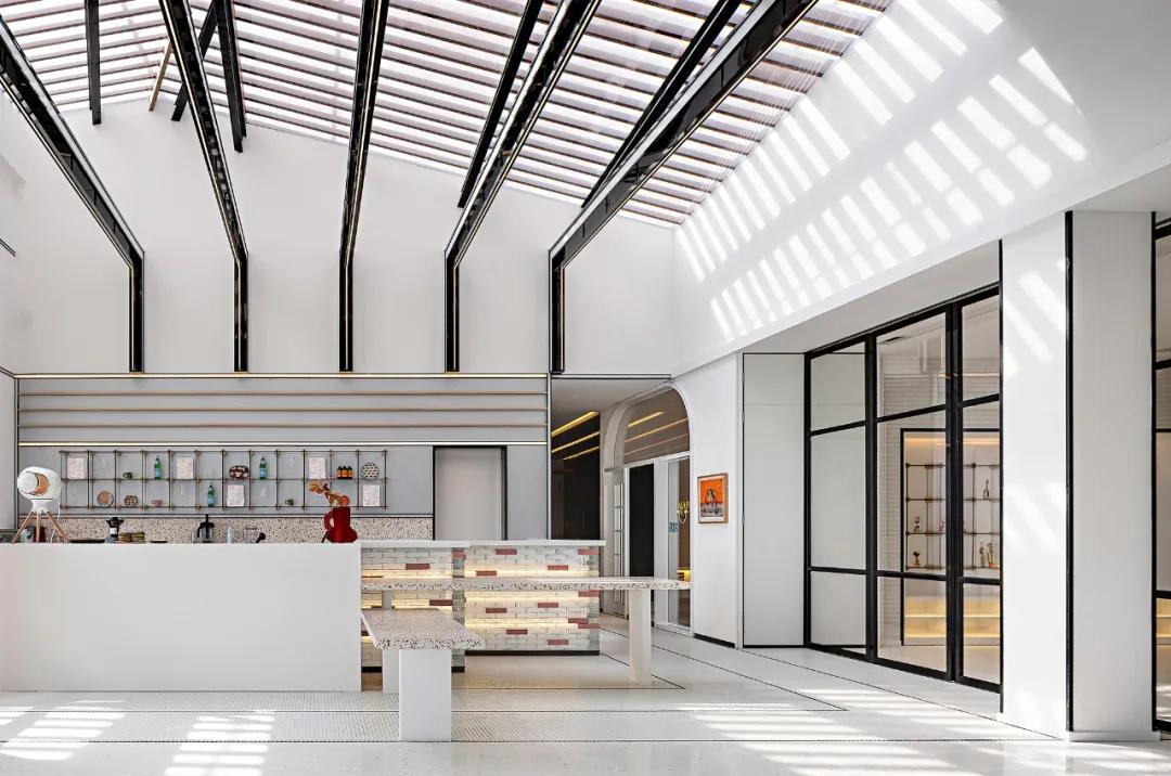 英皇艺术培训学院,英皇艺术培训学校