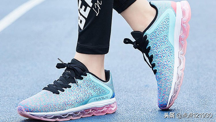 运动鞋女好看高颜值炸街,运动鞋女款炸街