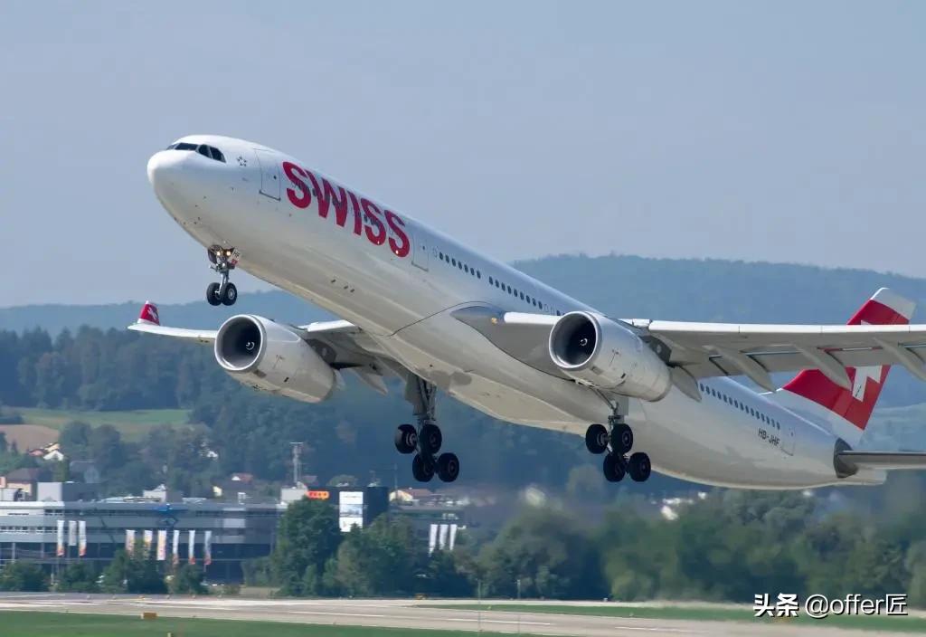 英国留学机票什么时候买最便宜,去英国留学订机票攻略