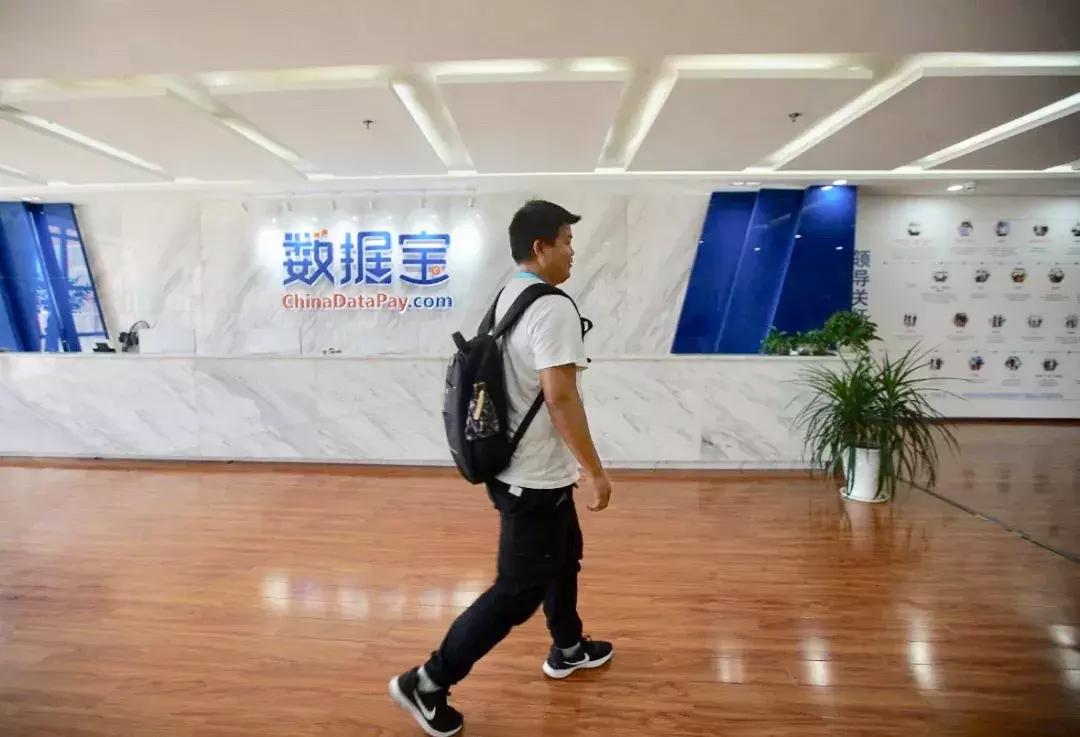 华为腾讯苹果,把苹果手机装进华为手机里