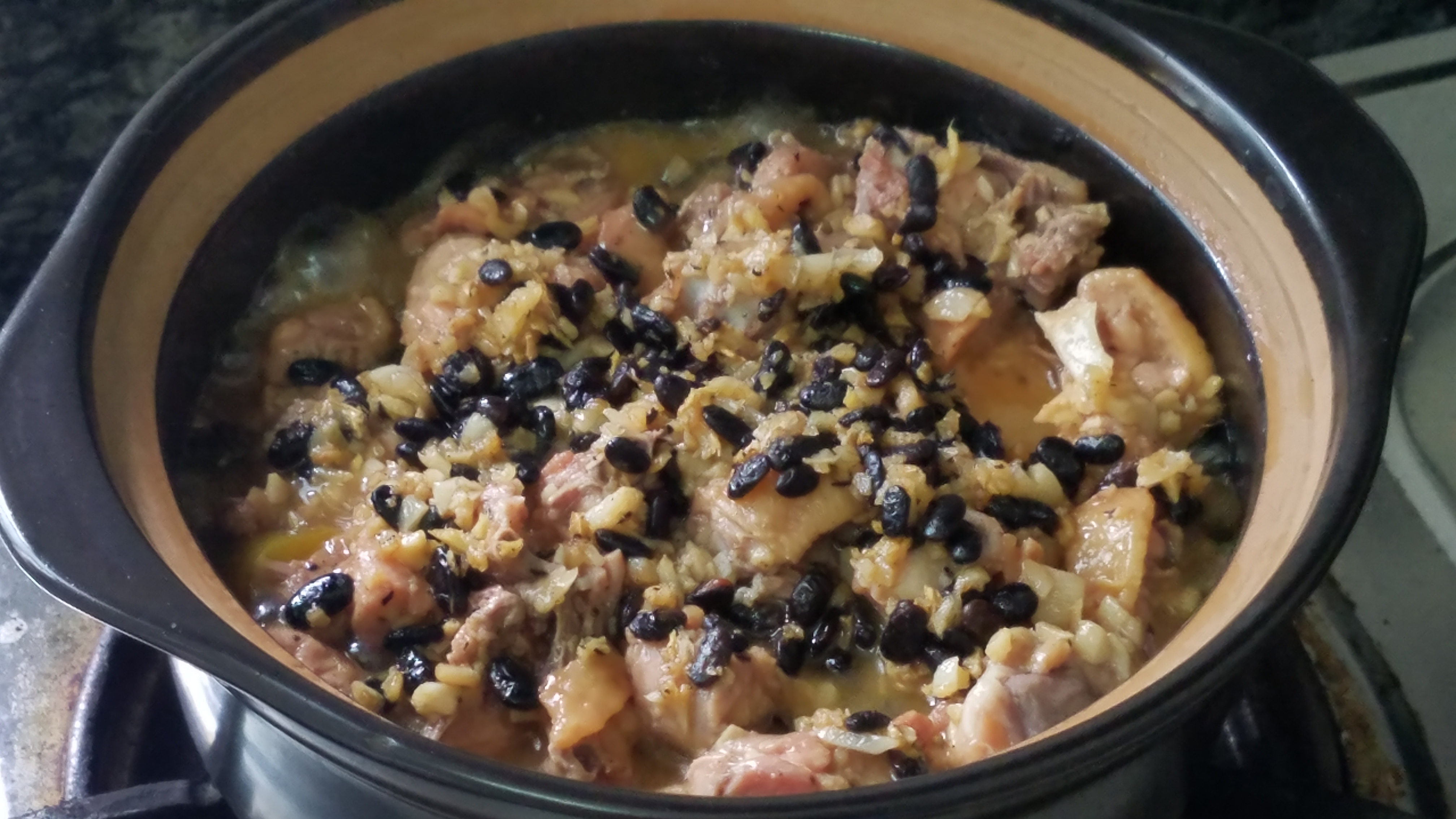 香喷喷的鸡肉煲,鸡肉香嫩的制作方法