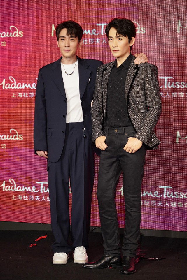 朱一龙白西装造型太帅了,朱一龙白西装造型好绝