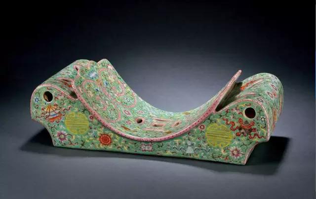 古代人为什么睡那么硬的瓷枕,古人睡觉真的都用瓷枕吗