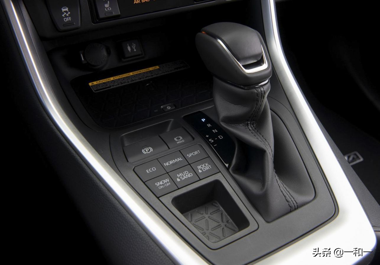 丰田rav42019口碑最好的车,2023款丰田rav4荣放热销款测评