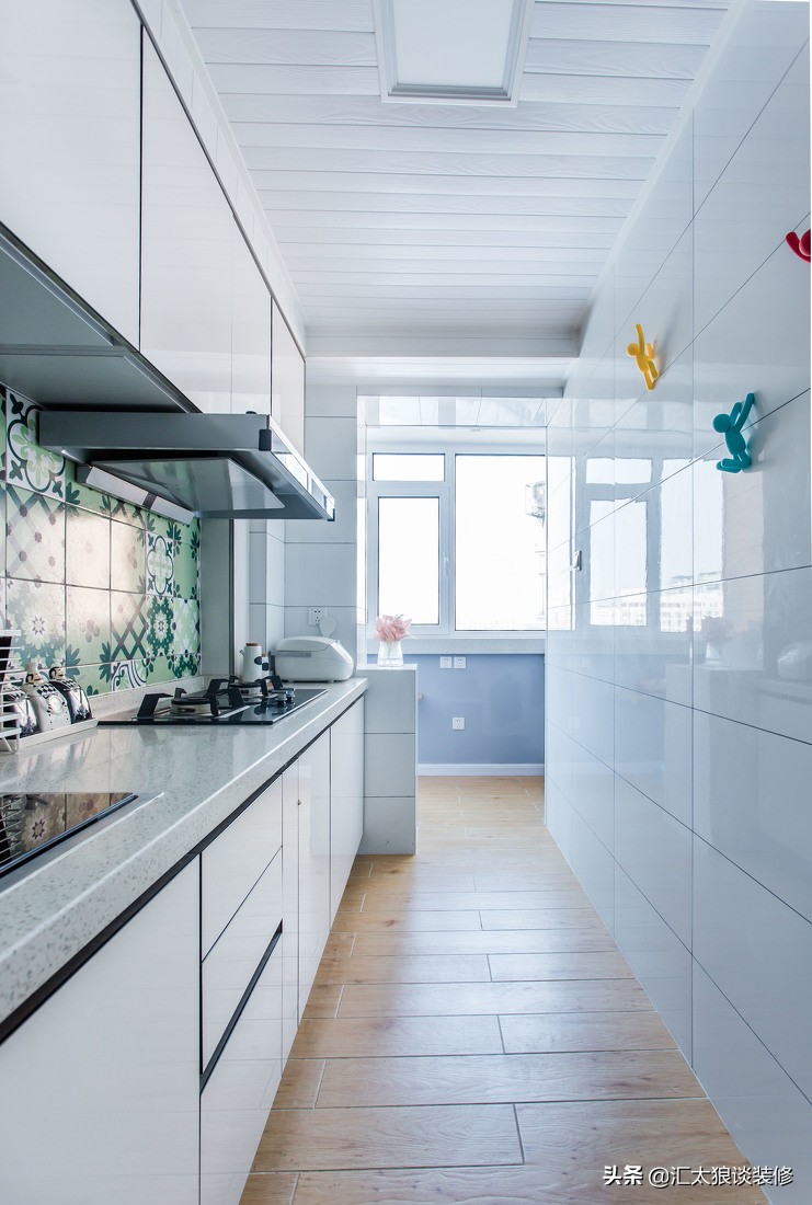 她家装修很简单,她家两居室装修太惊艳了