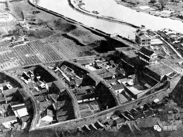 南京相隔百年的照片,南京城景对比图