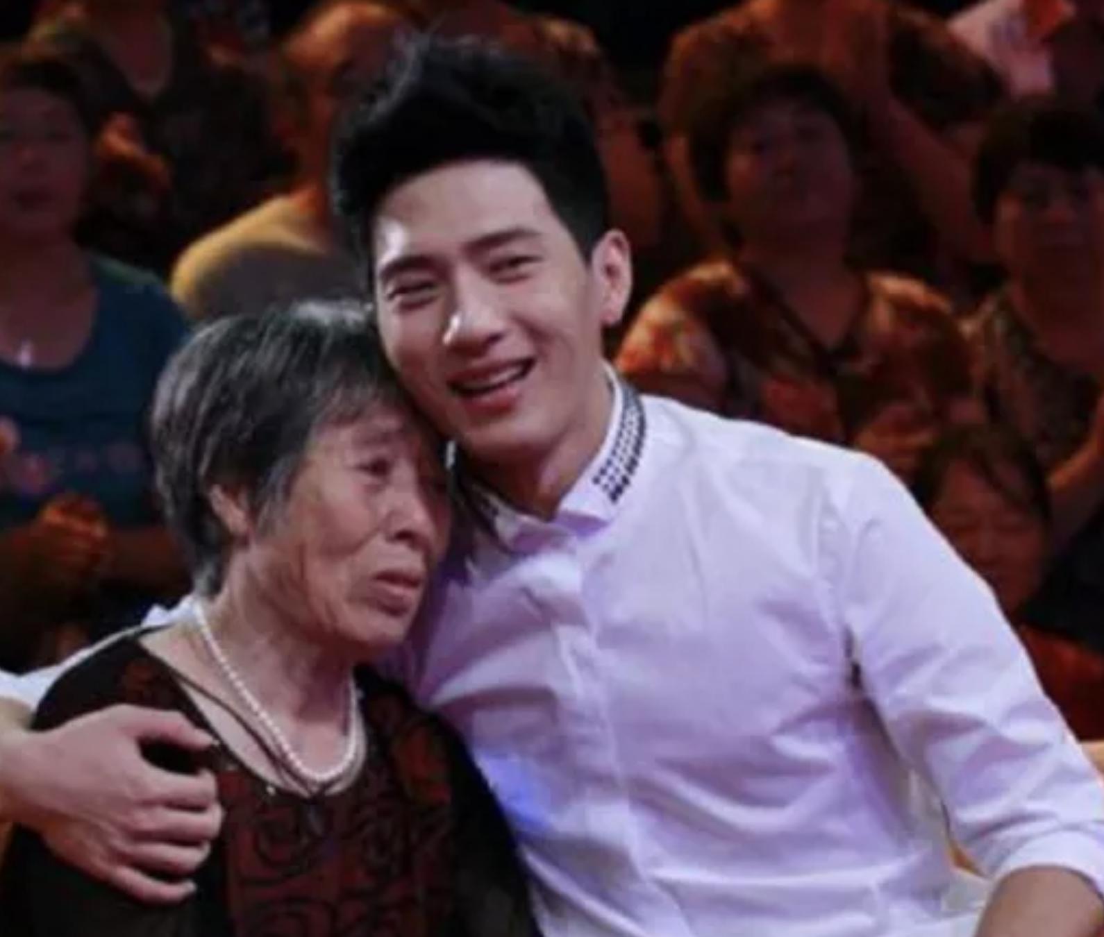 井柏然的励志成名史,井柏然的成长故事