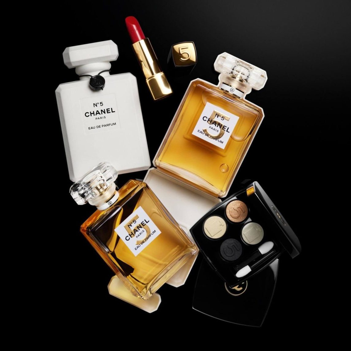 致敬百年传奇N°5香水，CHANEL呈献金灿2021圣诞限量彩妆系列
