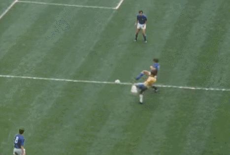 巴西足球天才巨星视频,巴西足球巨星小罗图片