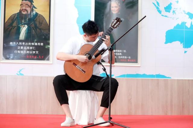 鑲叉枃鏁欒偛,鑲叉枃鏁欒偛鏈夐檺鍏徃