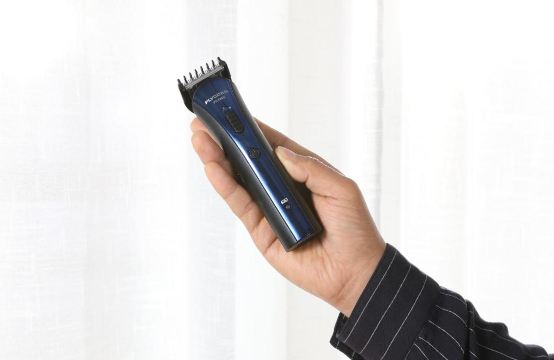 从小白做到美发师要几年,从小白成为美容师