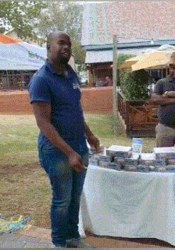 搞笑gif开心一刻满满的正能量,搞笑gif开心每一天